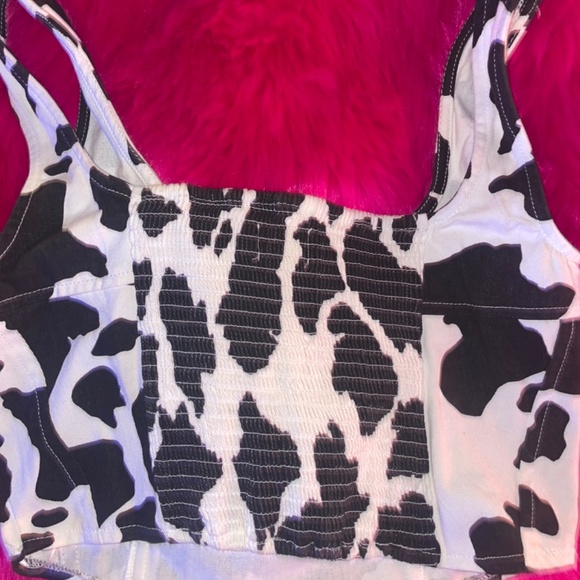 Cow print corset crop top - Picture 3 of 3